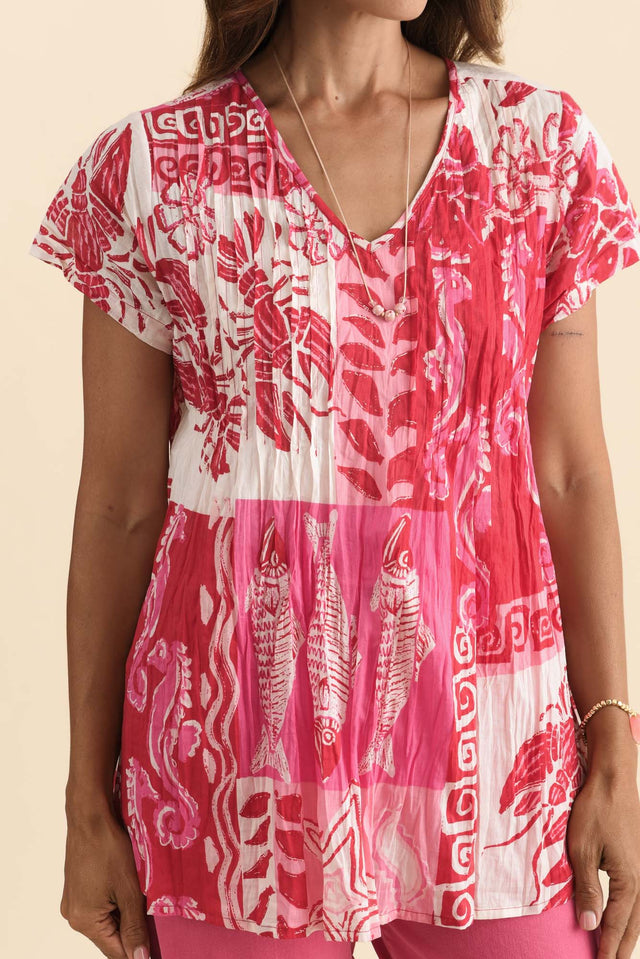 alt text|model:Cara image 5