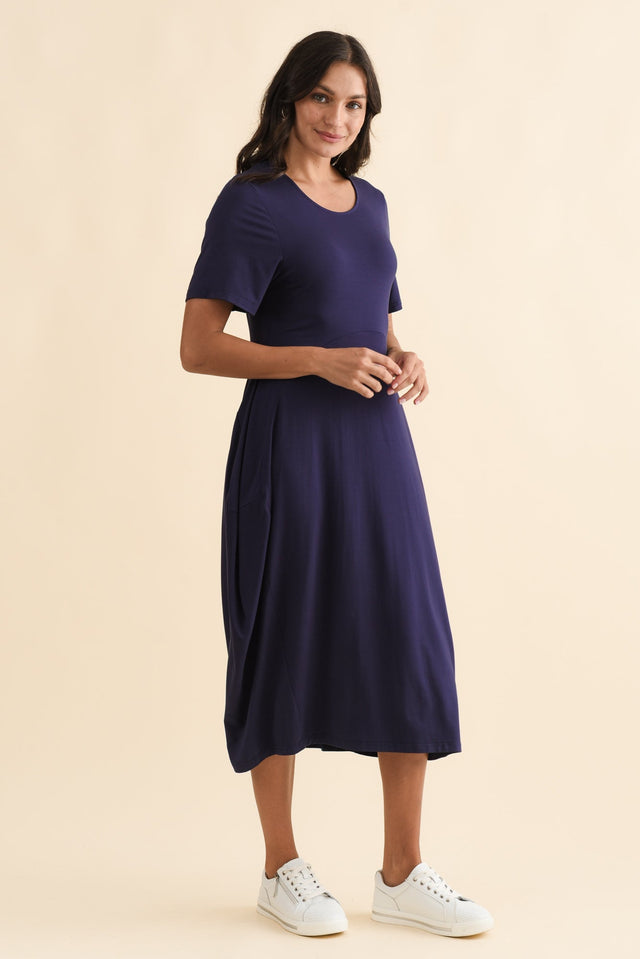 alt text|model:Brontie image 7