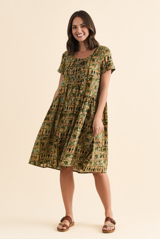 alt text|model:MJ image 7