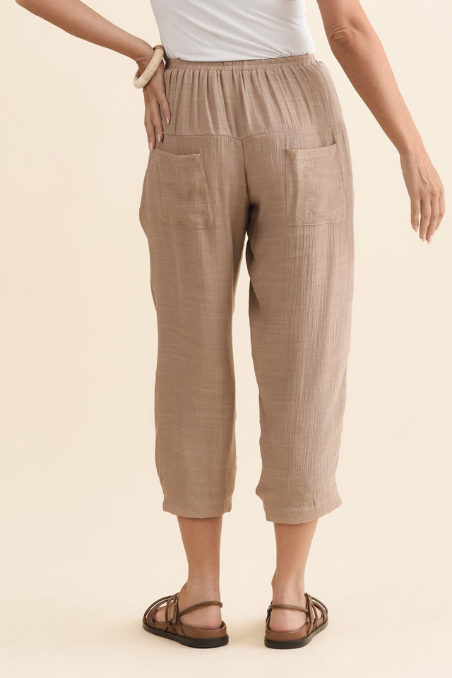 alt text|model:MJ image 4