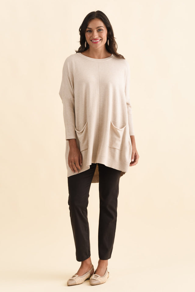 alt text|model:Brontie image 3