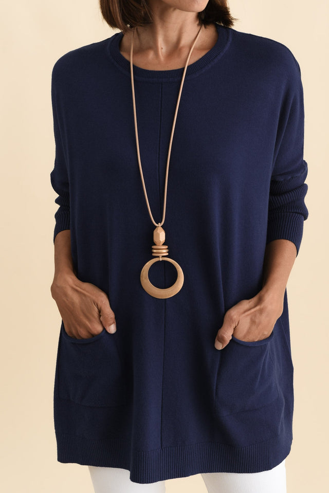 alt text|model:Cara image 7