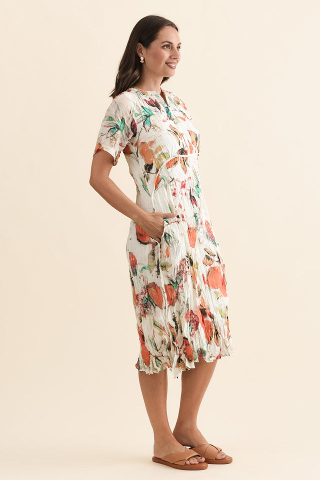 alt text|model:MJ image 5