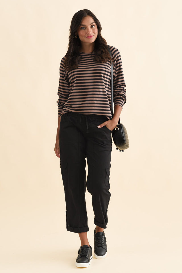 alt text|model:Brontie