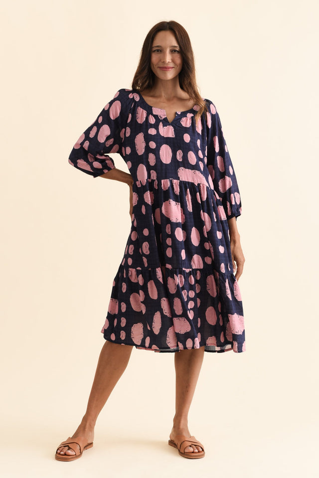 alt text|model:Cara image 7