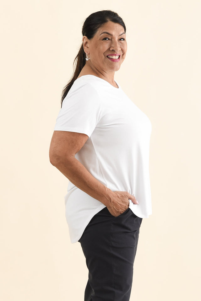 alt text|model:Pilita image 12