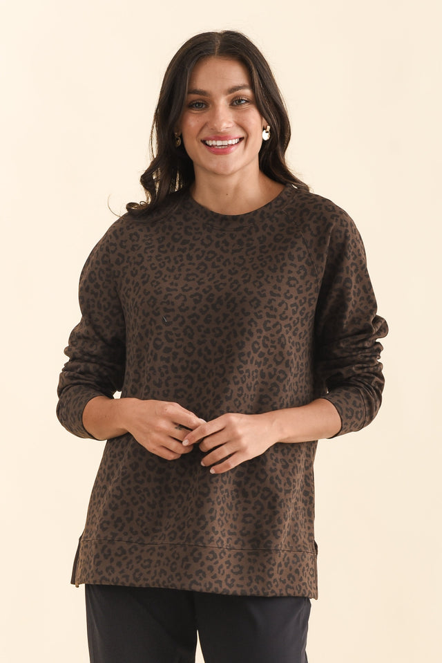 alt text|model:Brontie