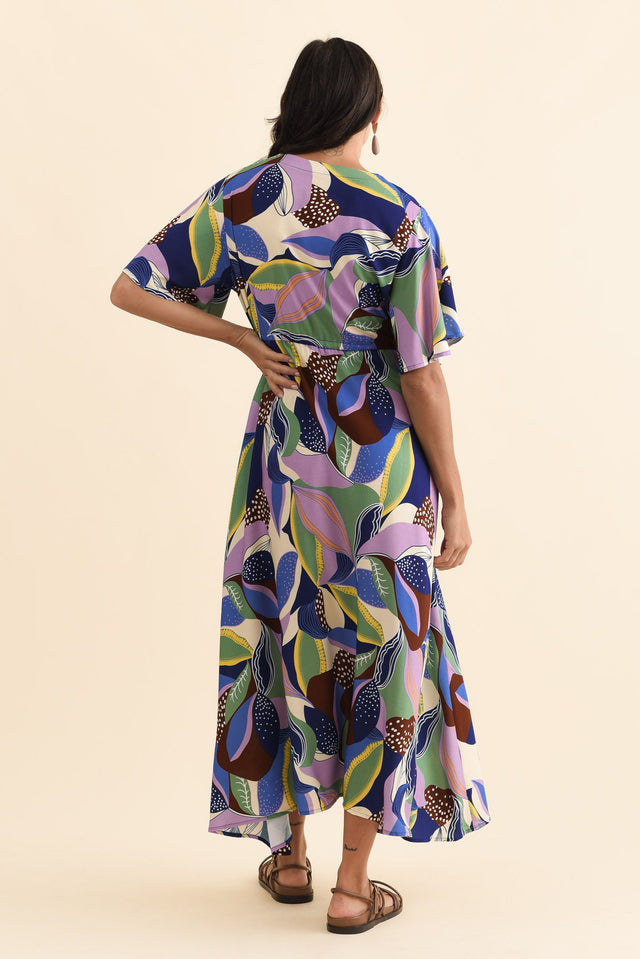 alt text|model:Brontie image 5