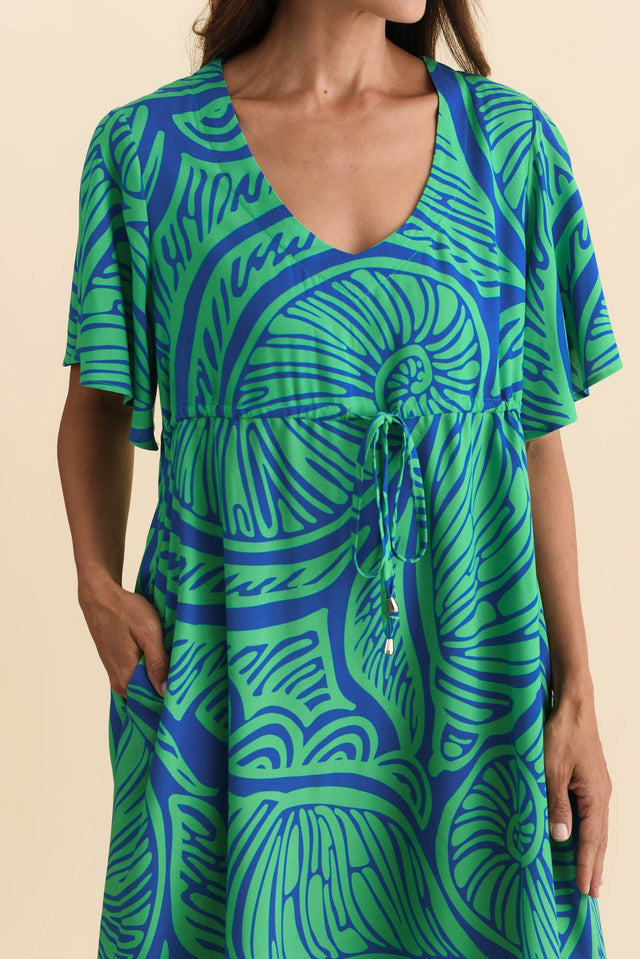 alt text|model:Cara image 5