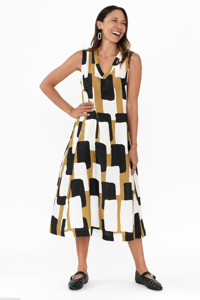 alt text|model:Cara image 7