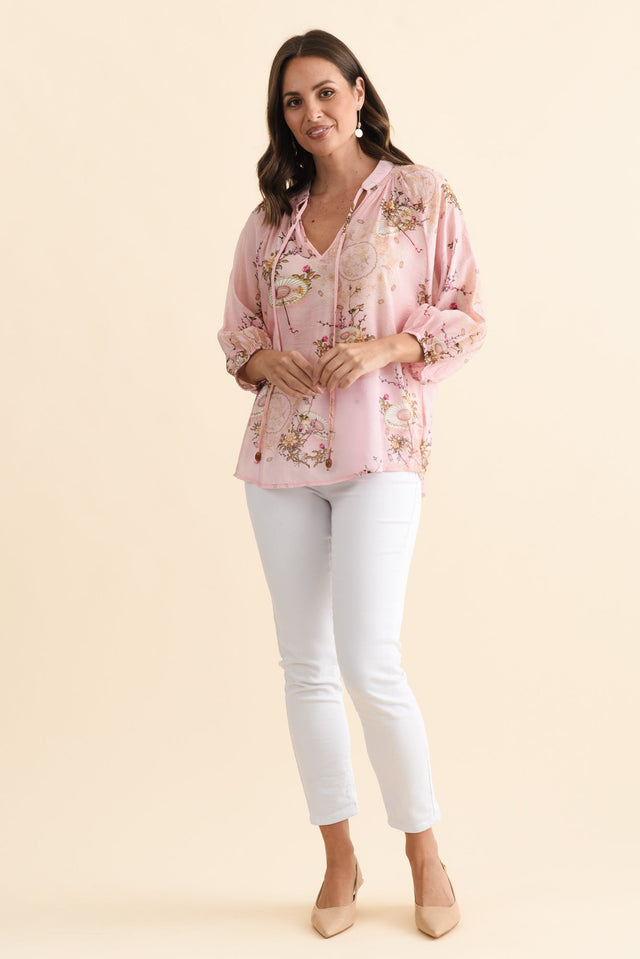 alt text|model:MJ image 7