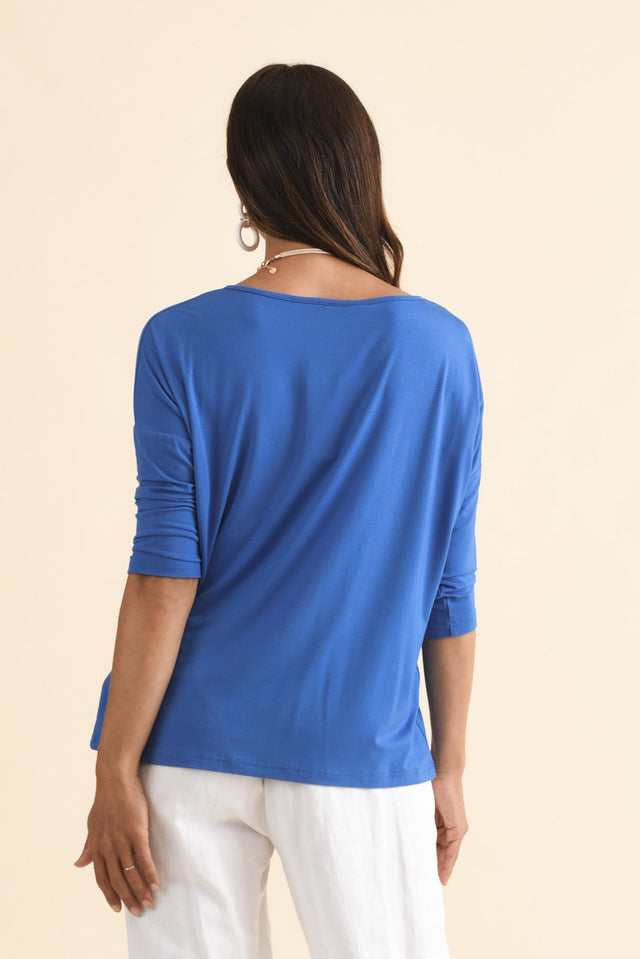 alt text|model:Cara image 5