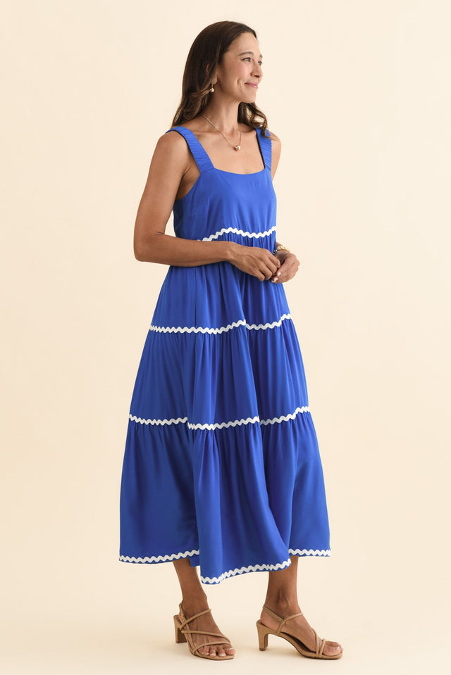 alt text|model:Cara image 3