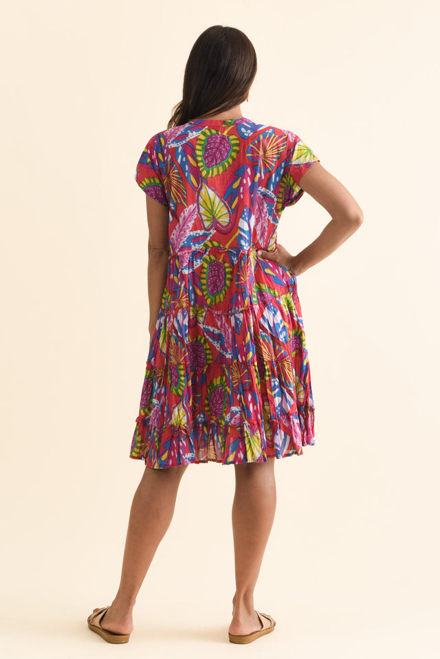 alt text|model:Cara image 5