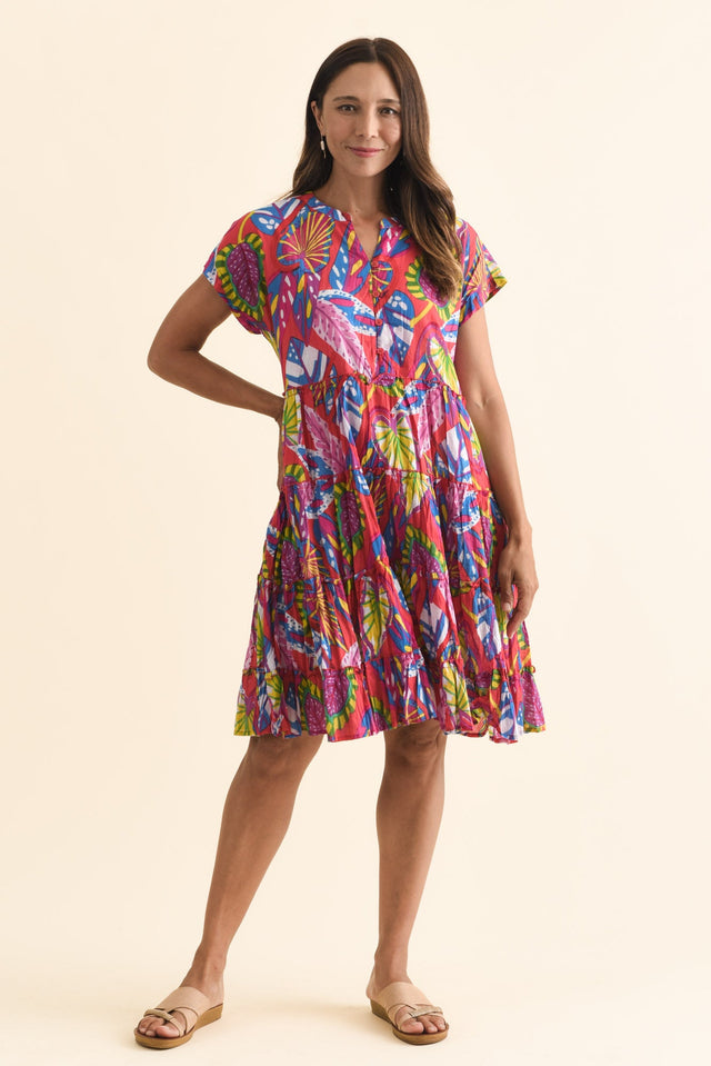 alt text|model:Cara image 3