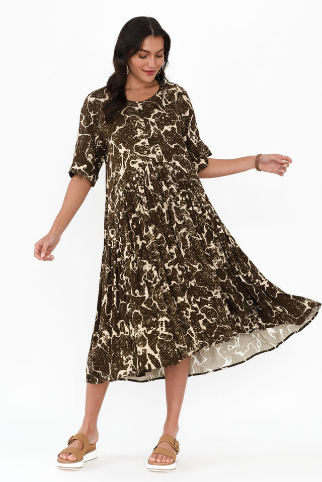 alt text|model:Brontie image 3