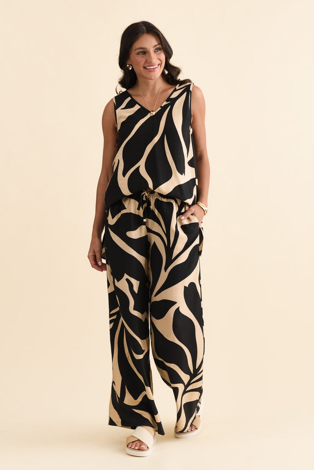 alt text|model:Brontie image 7