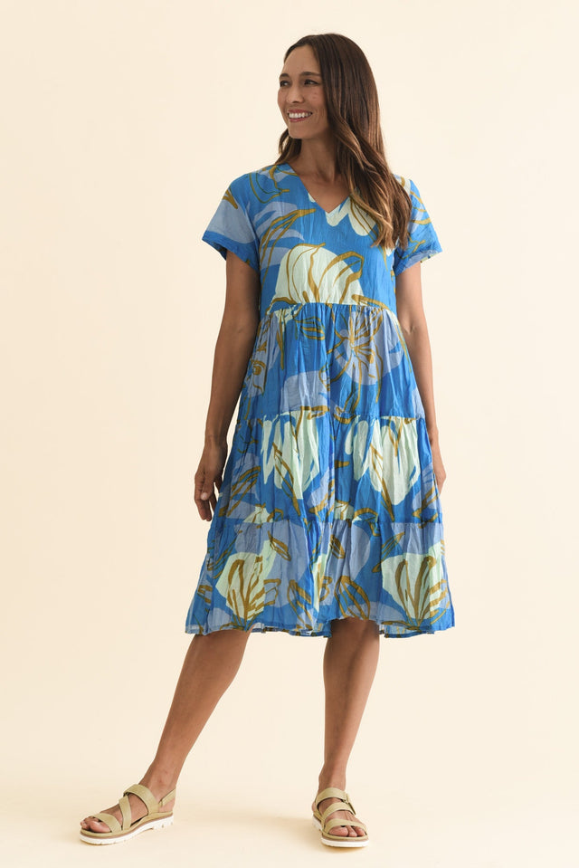 alt text|model:Cara image 9