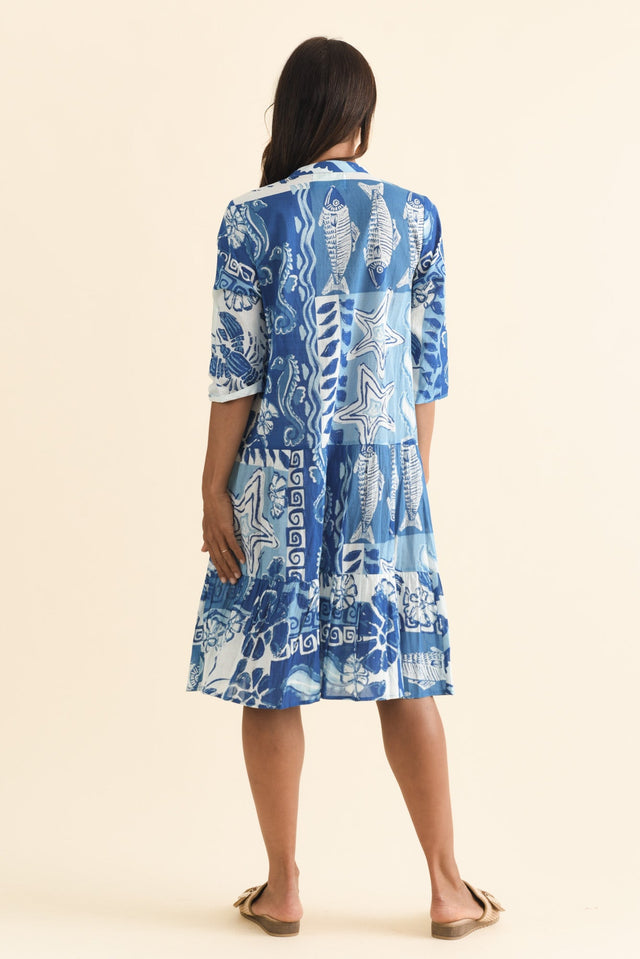 alt text|model:Cara image 6