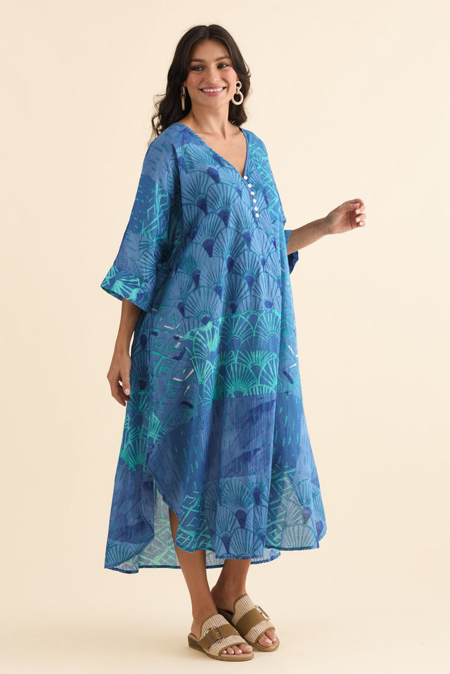 alt text|model:Brontie image 4