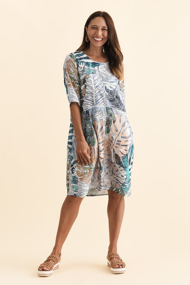 alt text|model:Cara image 7