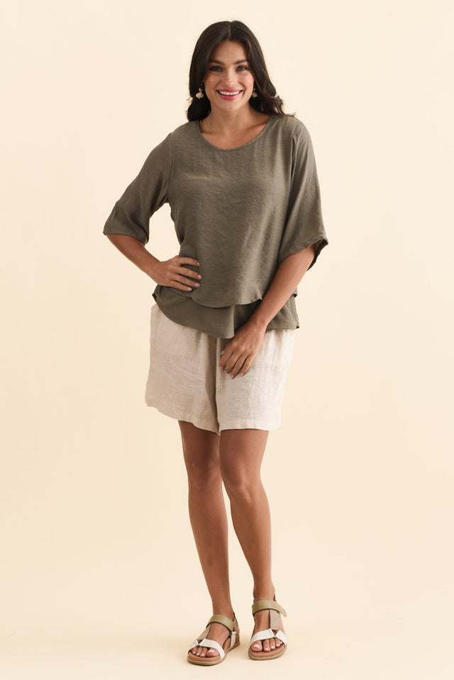 alt text|model:Brontie image 7