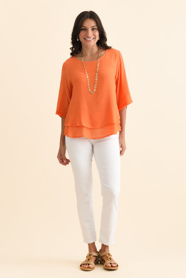 alt text|model:Brontie image 6