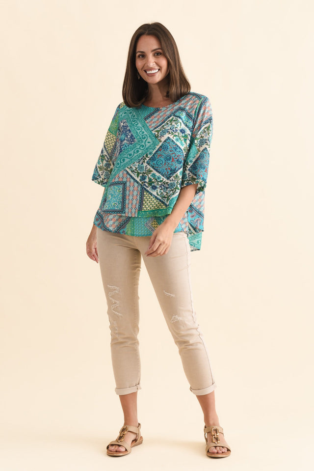 alt text|model:MJ image 7