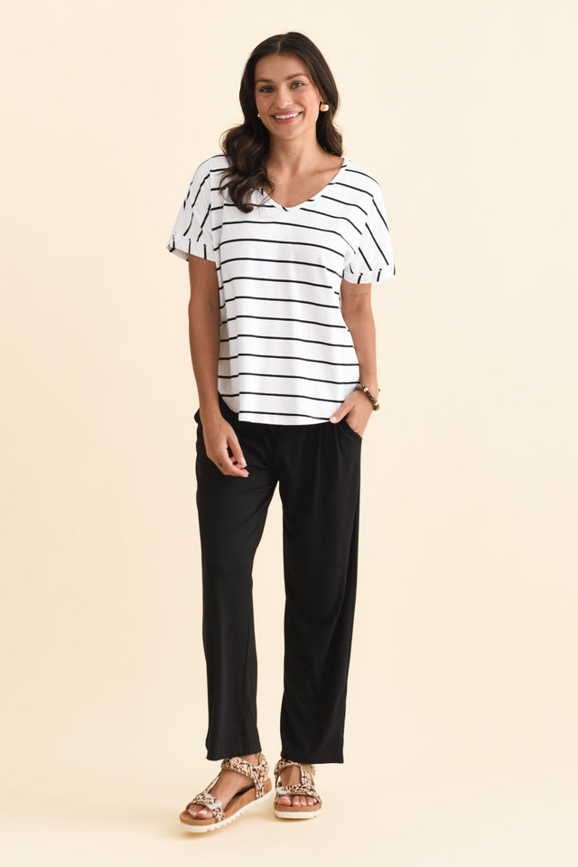 alt text|model:Brontie image 3