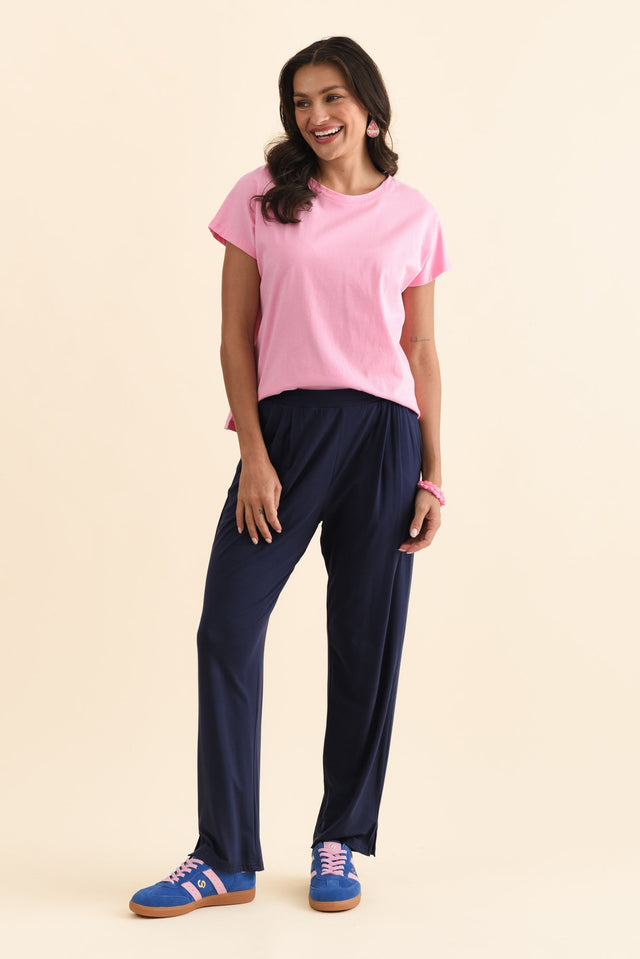 alt text|model:Brontie image 5