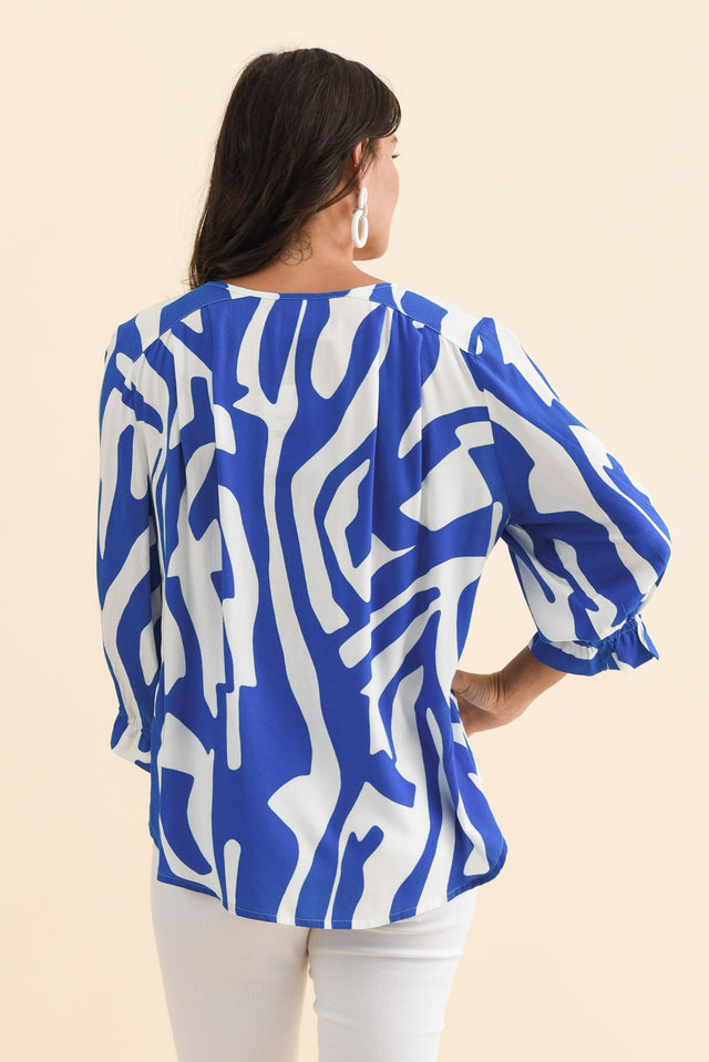 alt text|model:Brontie image 5