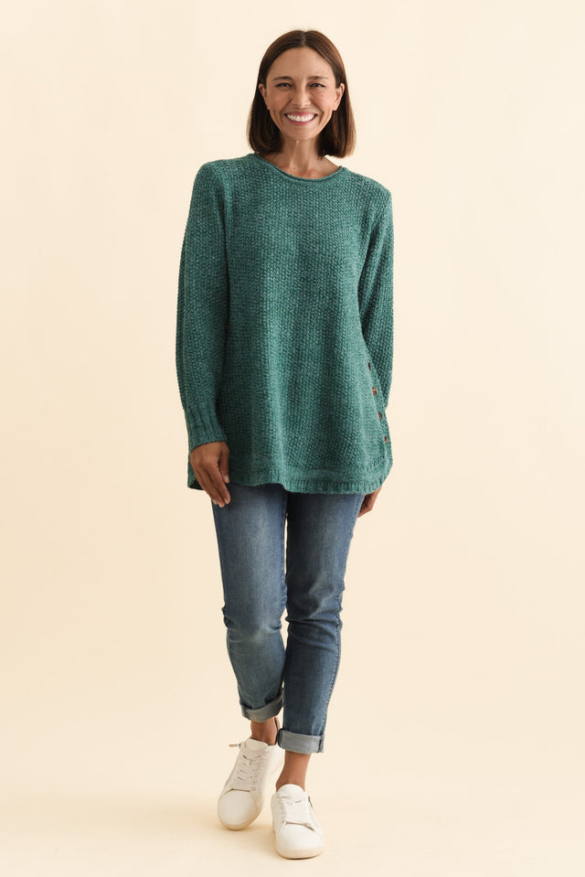 alt text|model:Cara image 6