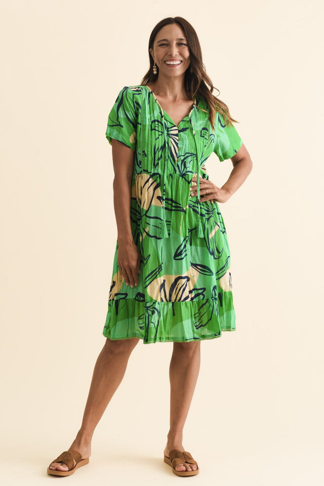 alt text|model:Cara image 7