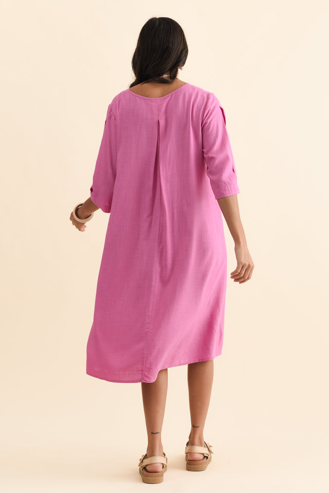 alt text|model:Brontie image 4