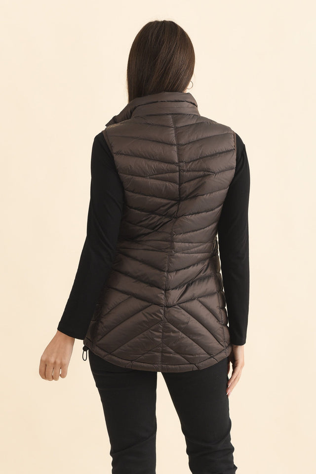 alt text|model:MJ image 6