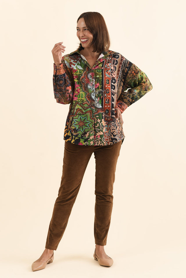 alt text|model:Cara image 6