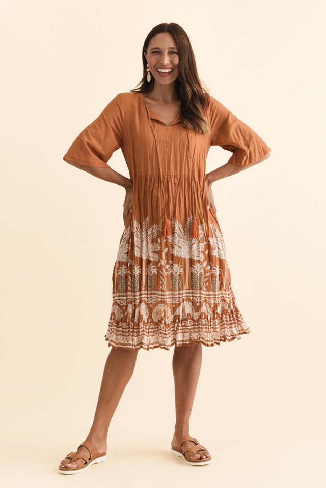 alt text|model:Cara image 7