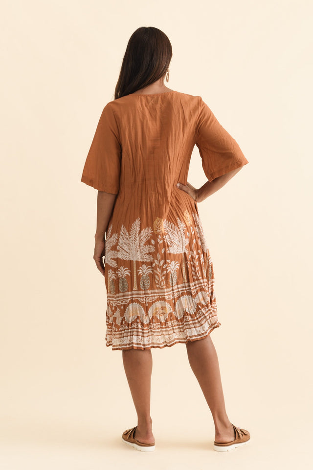 alt text|model:Cara image 5