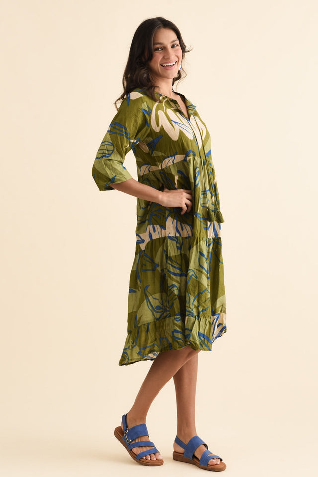 alt text|model:Brontie image 4