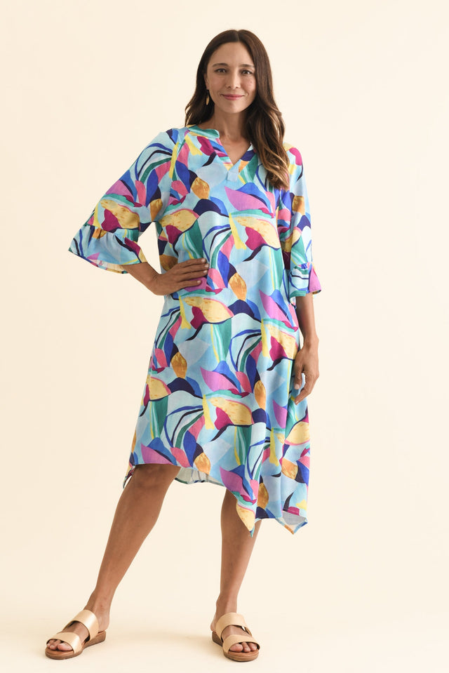 alt text|model:Cara image 7