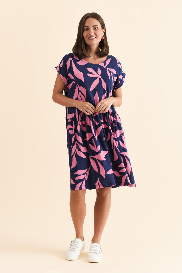 alt text|model:MJ image 7