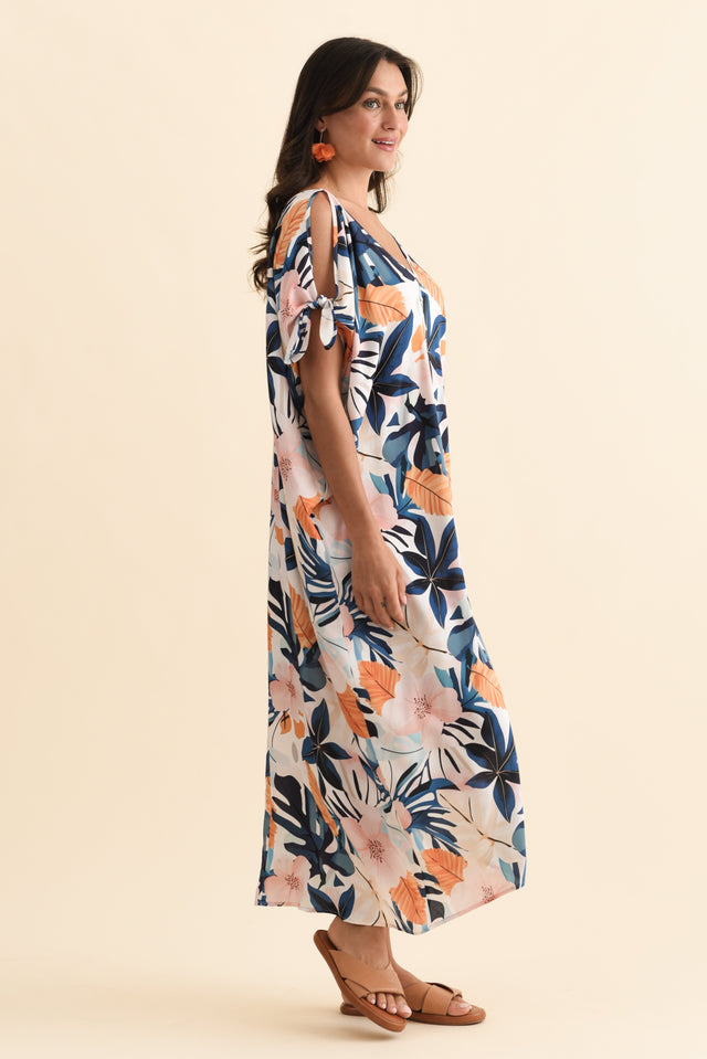 alt text|model:Brontie image 3