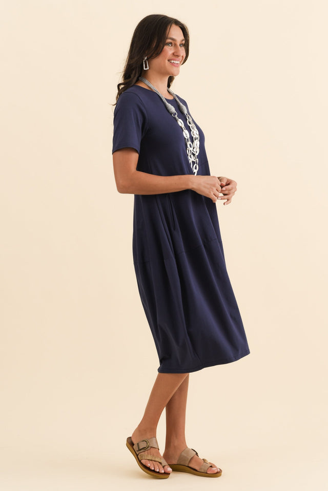 alt text|model:Brontie image 6