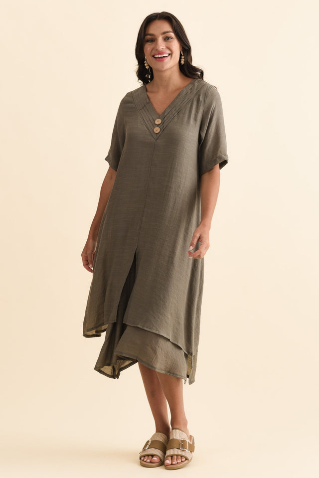 alt text|model:Brontie image 9