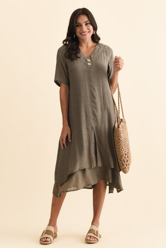 alt text|model:Brontie