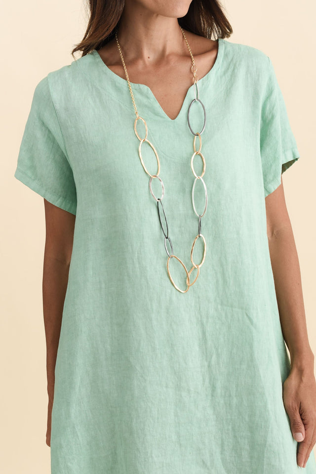 alt text|model:Cara image 6