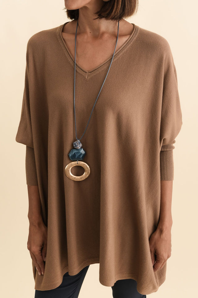 alt text|model:Cara image 6