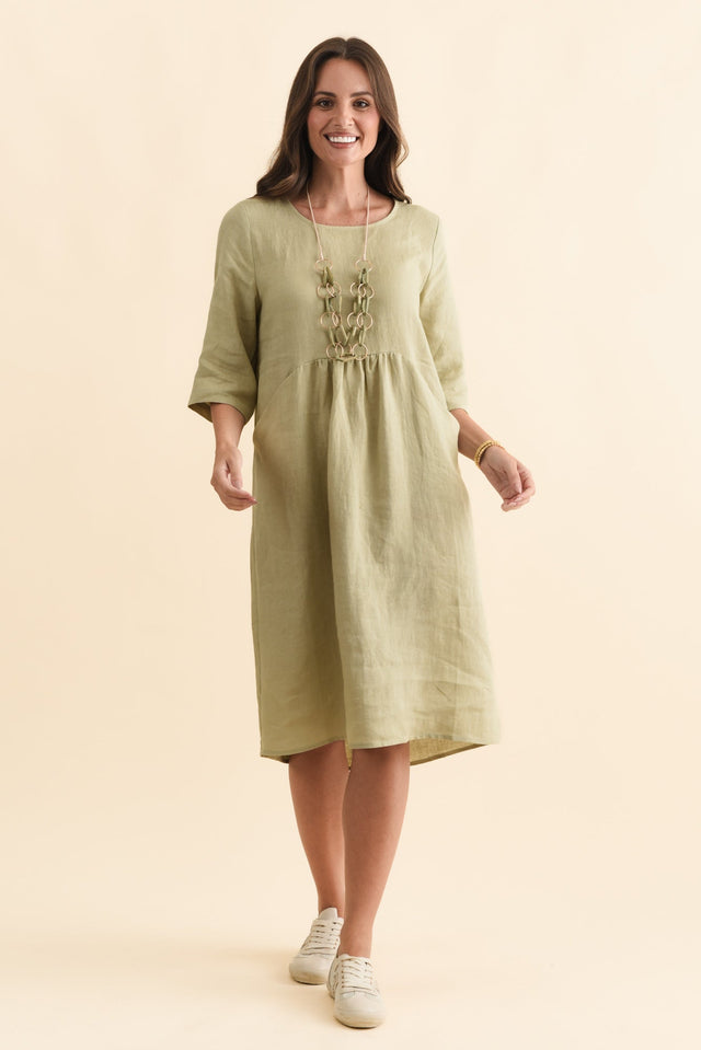 alt text|model:MJ image 7