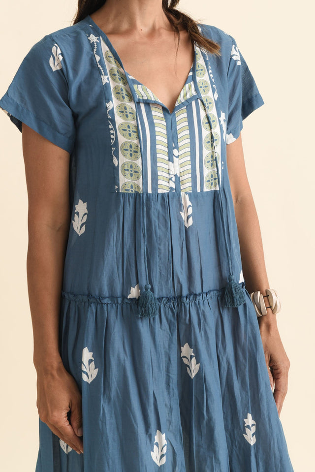 alt text|model:Cara image 7