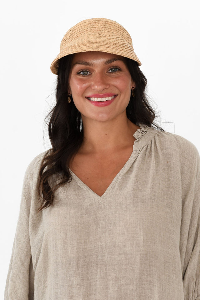 alt text|model:Brontie